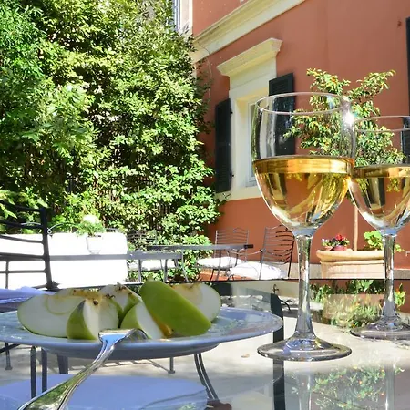 Hotel Siora Vittoria Boutique 4*